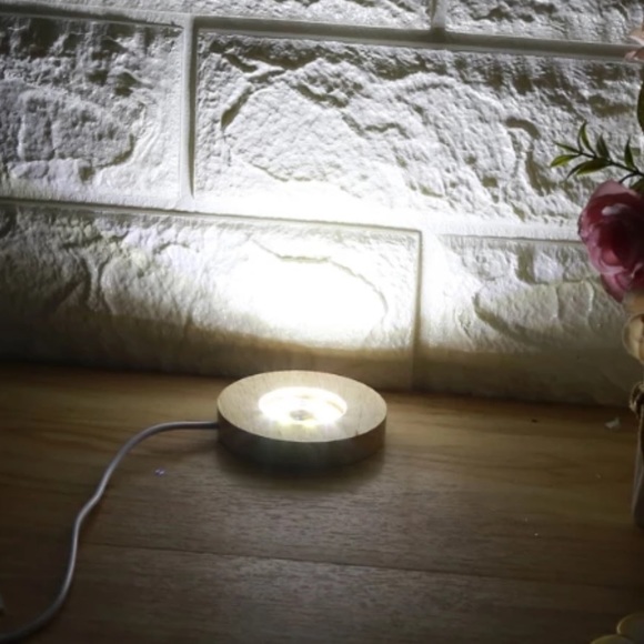 Quality wood LED light stand - Picture 5 of 6